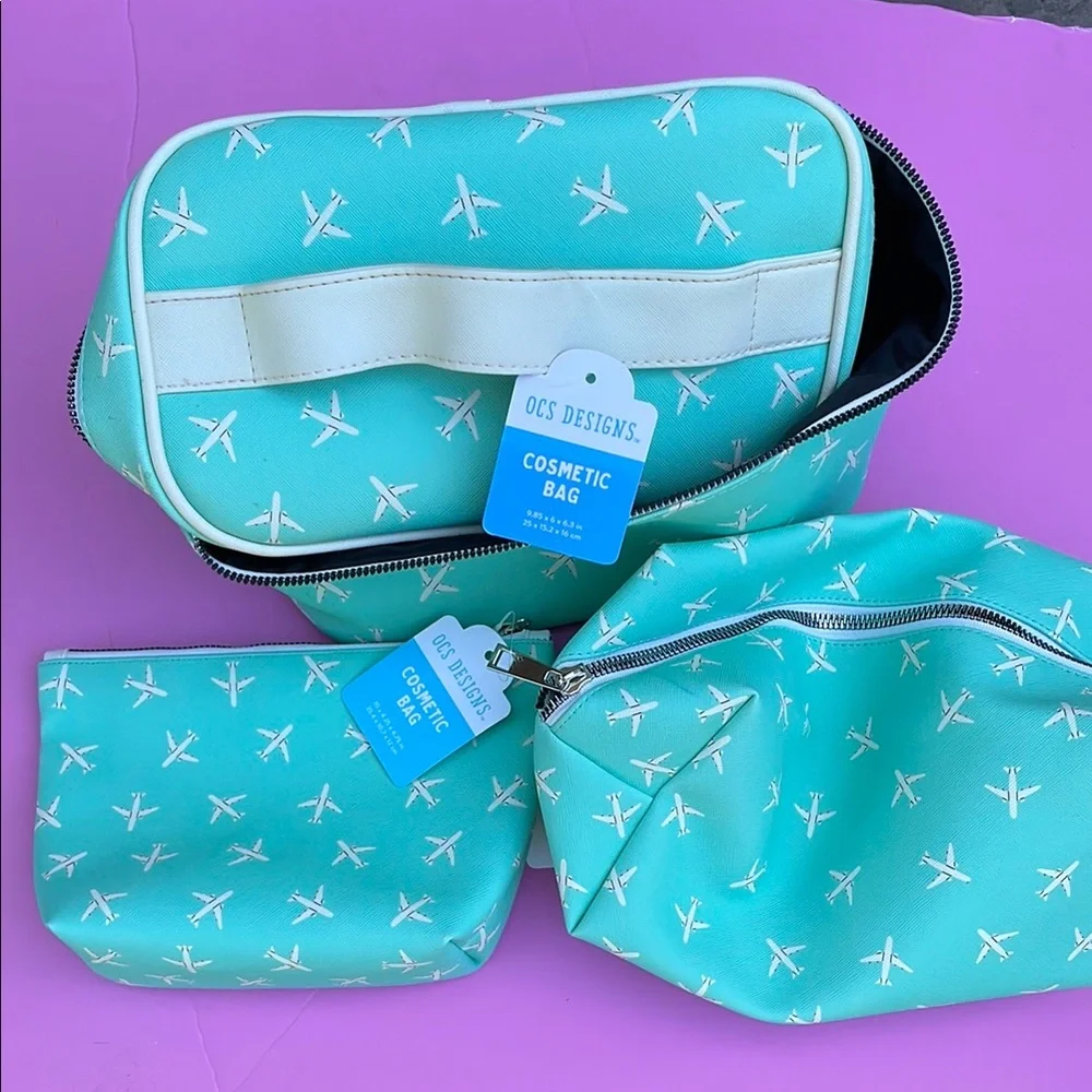 Teal Airplane Print 3 Piece Cosmetic Bag Set. New With Tags